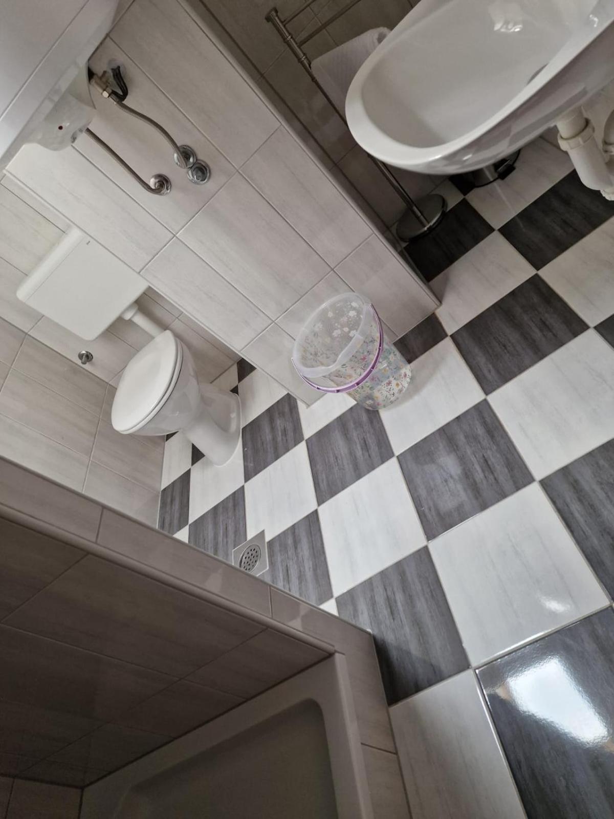 Apartmani Zinda ซูโกชัน ภายนอก รูปภาพ