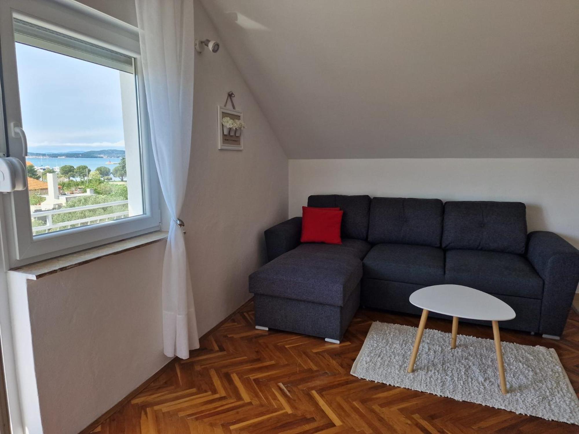 Apartmani Zinda ซูโกชัน ภายนอก รูปภาพ